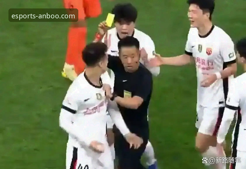 青岛海牛3-1爆冷击败上海海港：13年等待后的胜利详解